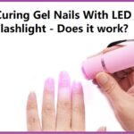 curing gel nails with led flashlight